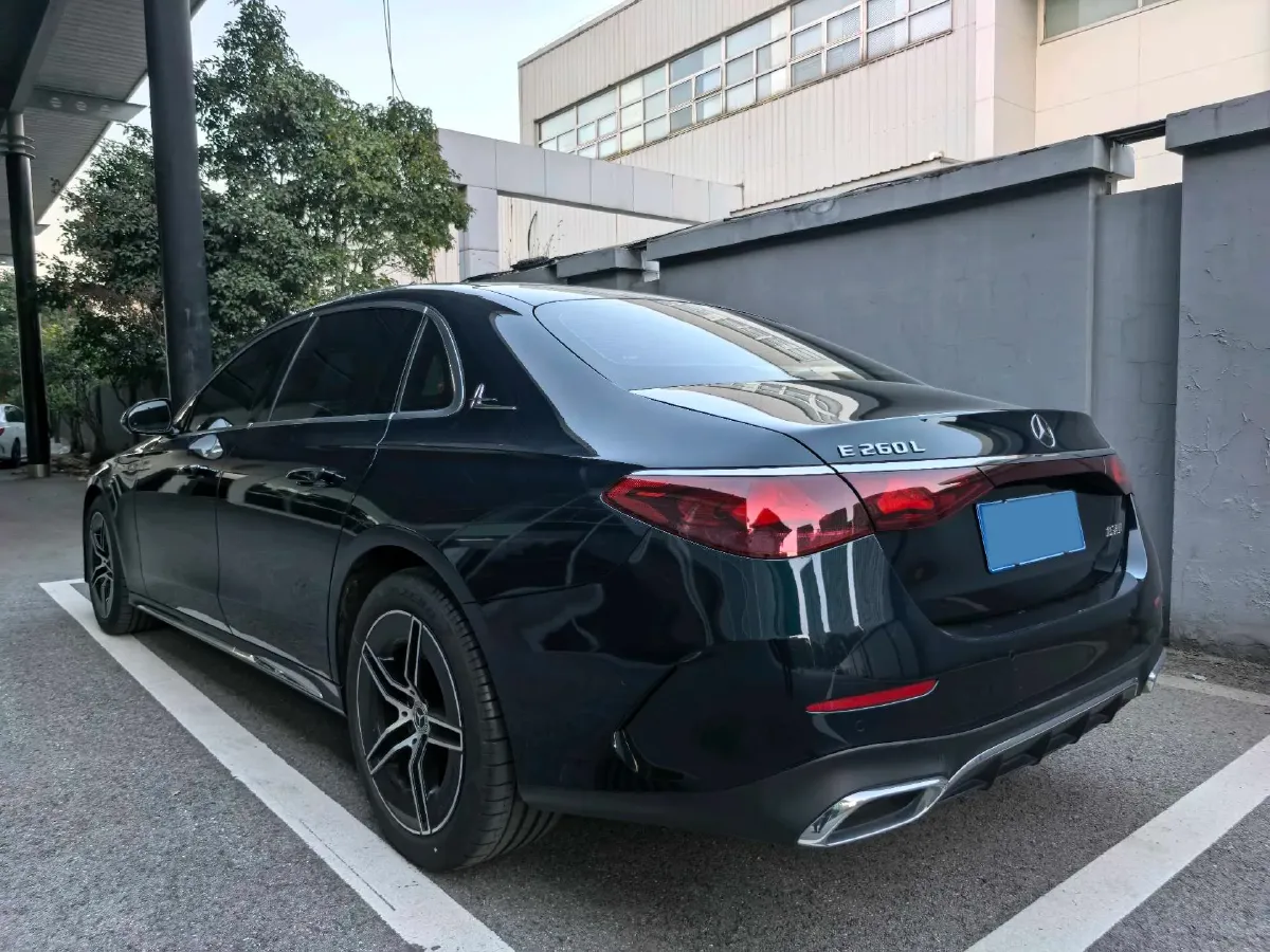 2024 Mercedes-Benz E Class 2.0T 204HP L4 9AT,autocango,china used car exporter,china ev exporter,chinese used car exporter,chinese used ev exporter