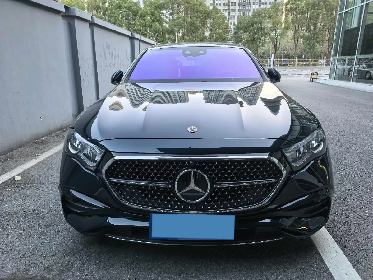 2024 Mercedes-Benz E Class 2.0T 204HP L4 9AT,autocango,china used car exporter,china ev exporter,chinese used car exporter,chinese used ev exporter