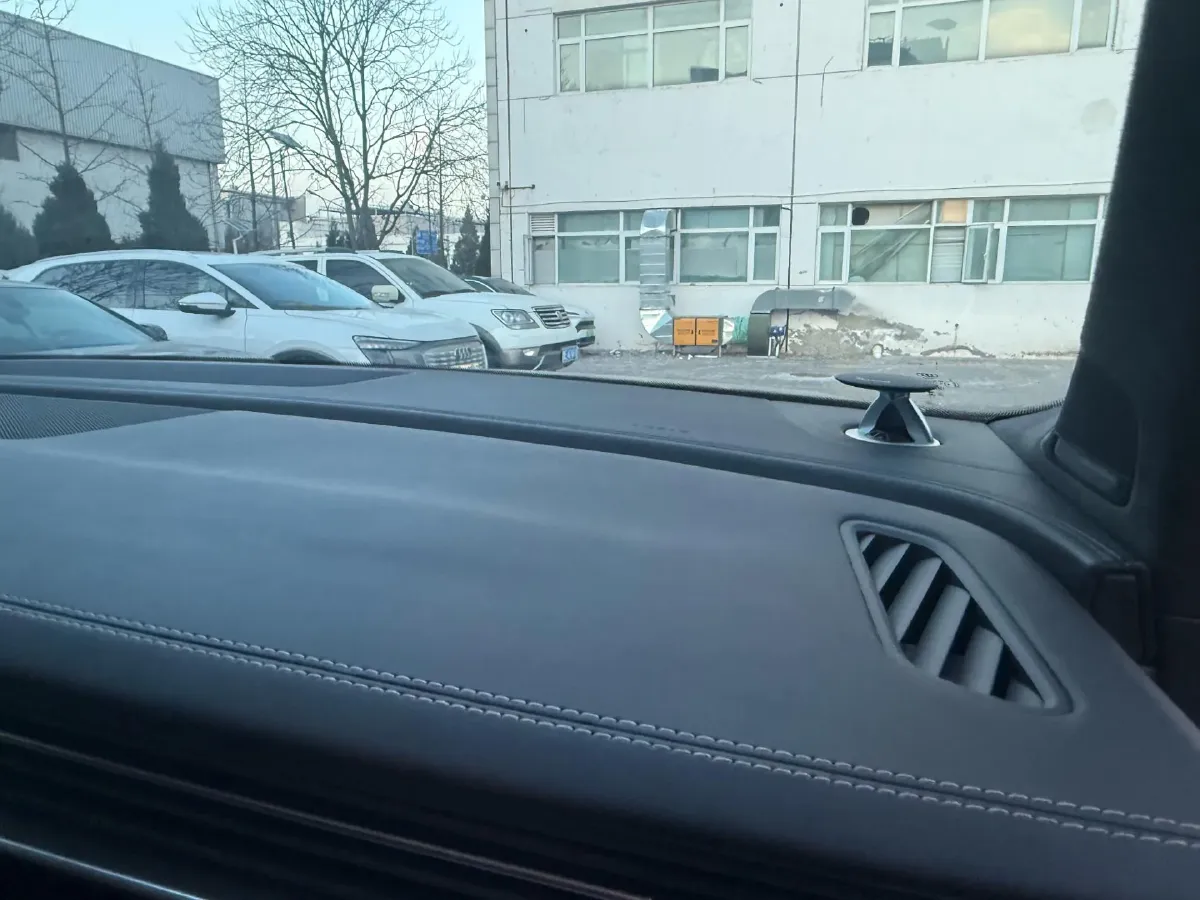 2024 Audi SQ7 4.0T 507HP V8 8AT,autocango,china used car exporter,china ev exporter,chinese used car exporter,chinese used ev exporter