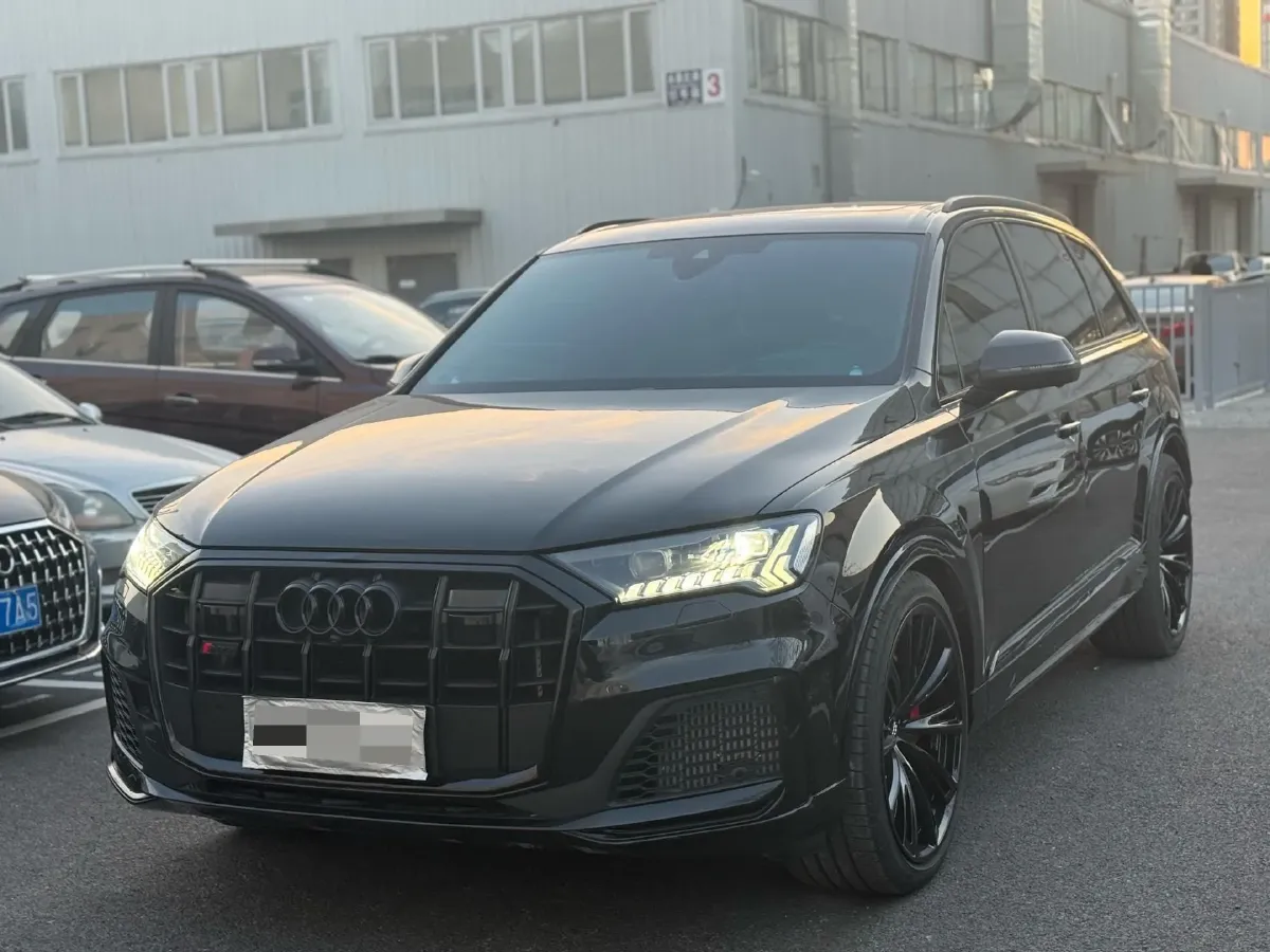 2024 Audi SQ7 4.0T 507HP V8 8AT,autocango,china used car exporter,china ev exporter,chinese used car exporter,chinese used ev exporter