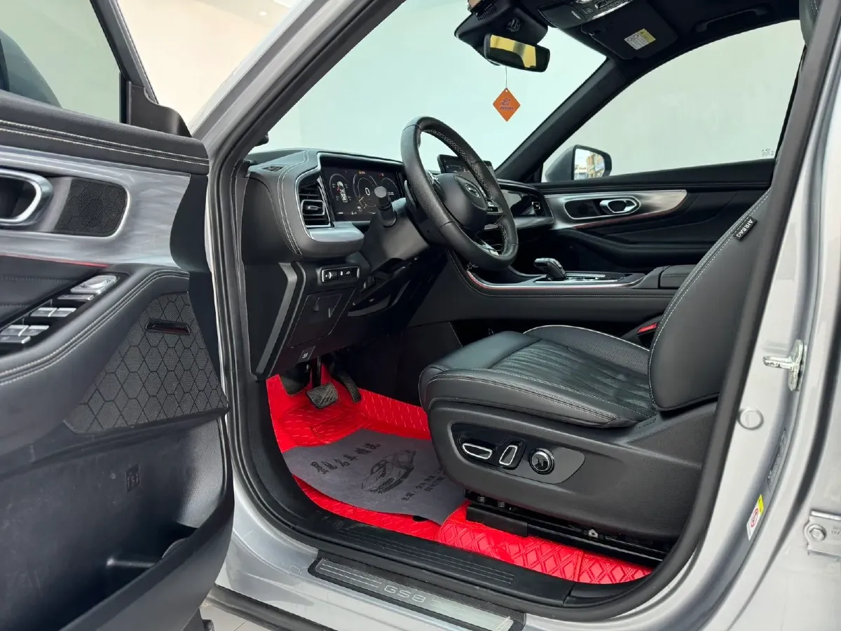 2022 GAC Trumpchi GS8 2.0T 252HP L4 8AT,autocango,china used car exporter,china ev exporter,chinese used car exporter,chinese used ev exporter