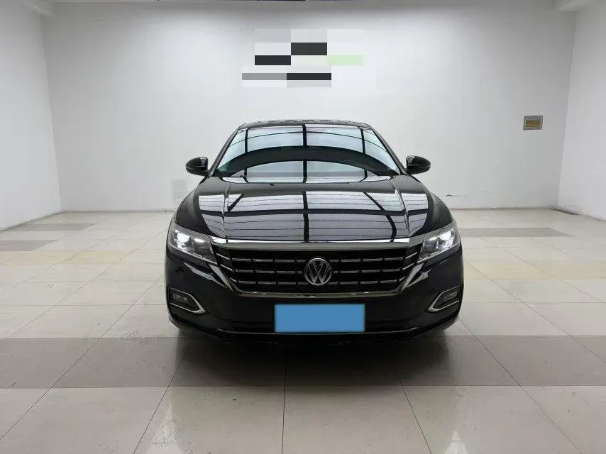2020 Volkswagen Passat 2.0T 186HP L4 7DCT,autocango,china used car exporter,china ev exporter,chinese used car exporter,chinese used ev exporter