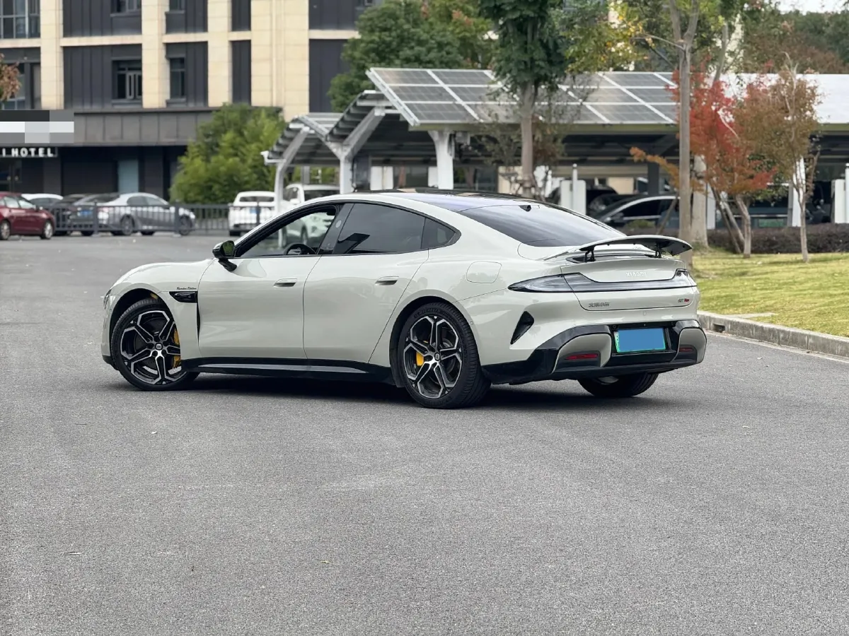 2024 MI SU7 BEV 101KWH,autocango,china used car exporter,china ev exporter,chinese used car exporter,chinese used ev exporter