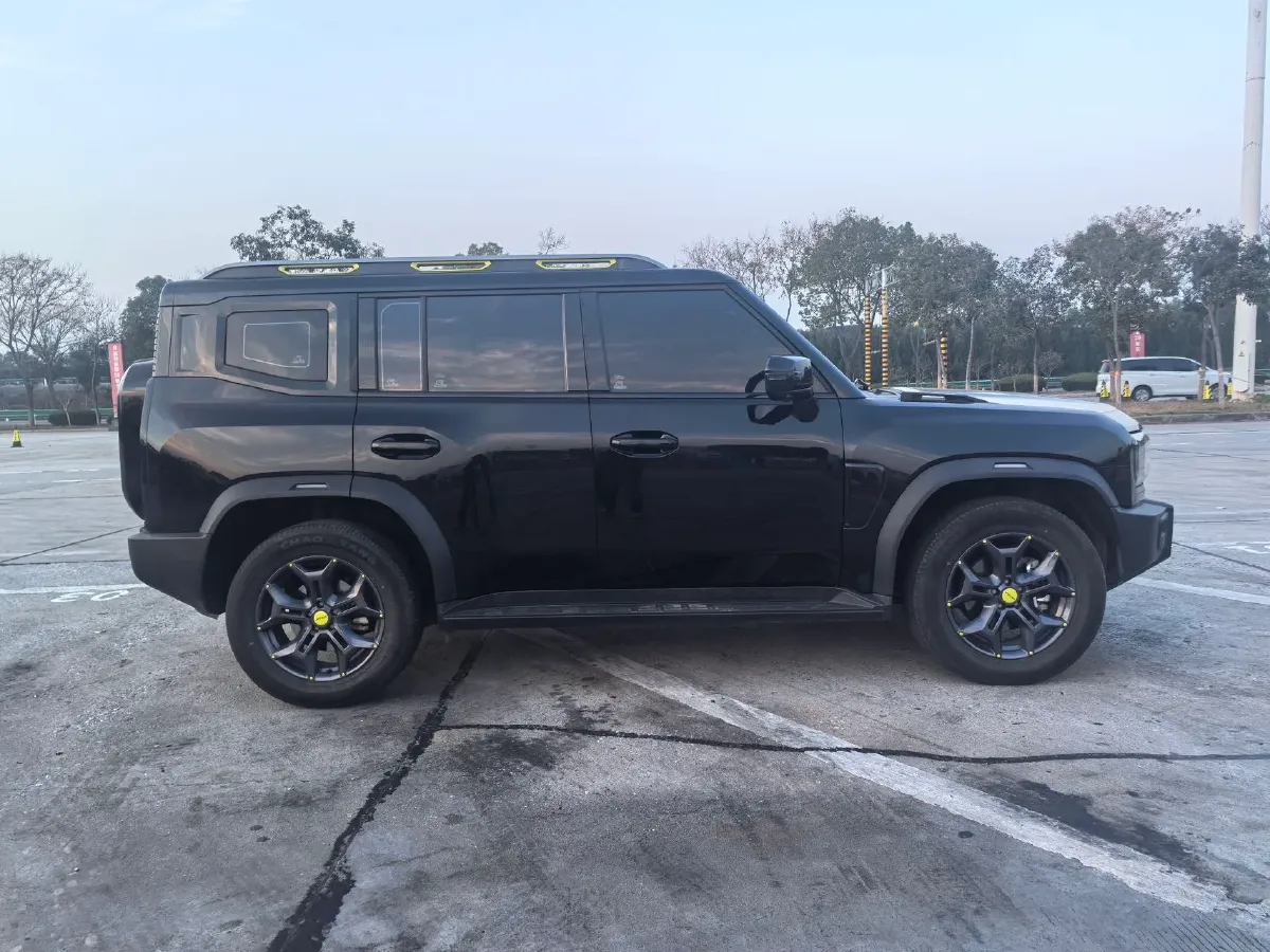 2023 Jetour Traveller 2.0T 254HP L4 7DCT,autocango,china used car exporter,china ev exporter,chinese used car exporter,chinese used ev exporter