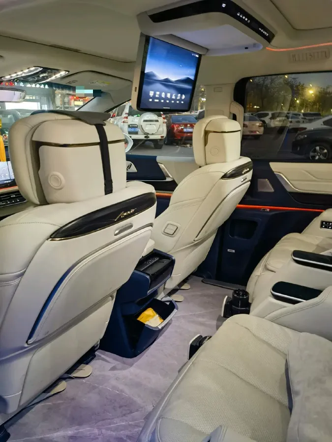 2025 Buick Century 2.0T 237HP L4 9AT,autocango,china used car exporter,china ev exporter,chinese used car exporter,chinese used ev exporter