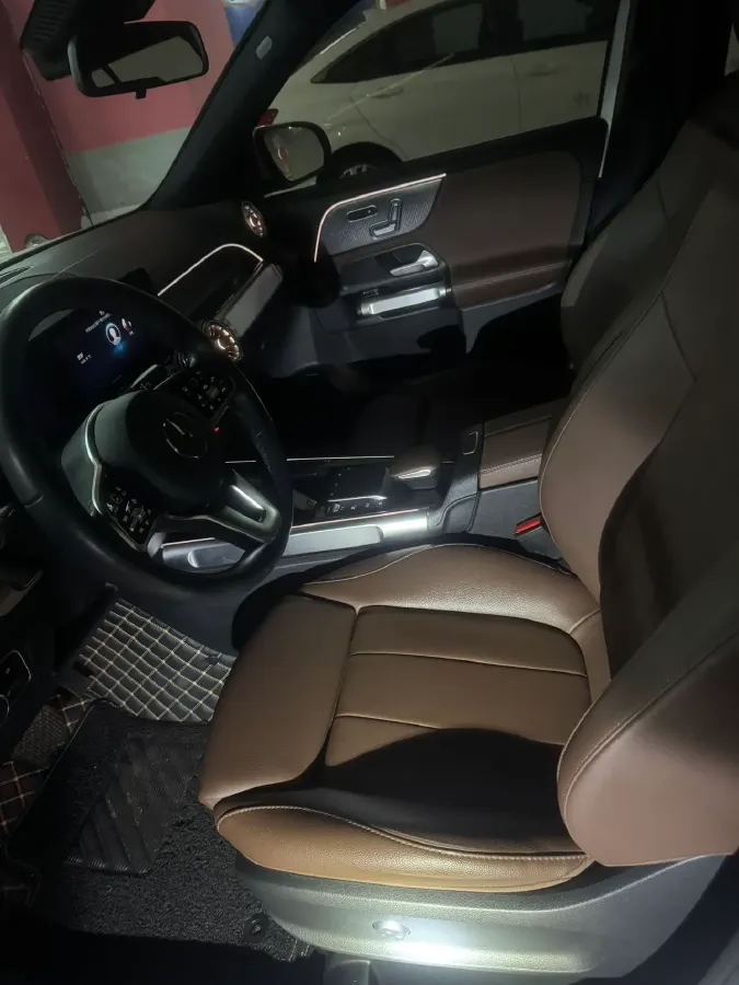 2023 Mercedes-Benz GLB Class 2.0T 190HP L4 8DCT,autocango,china used car exporter,china ev exporter,chinese used car exporter,chinese used ev exporter