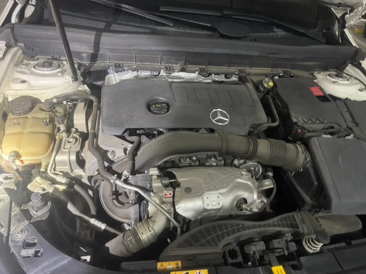 2023 Mercedes-Benz GLB Class 2.0T 190HP L4 8DCT,autocango,china used car exporter,china ev exporter,chinese used car exporter,chinese used ev exporter