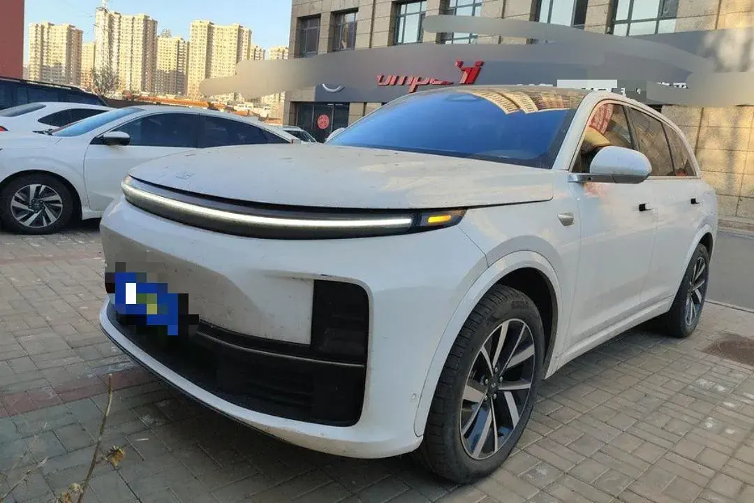 2023 Li L7 Range Extended 154HP REEV 40.9KWH