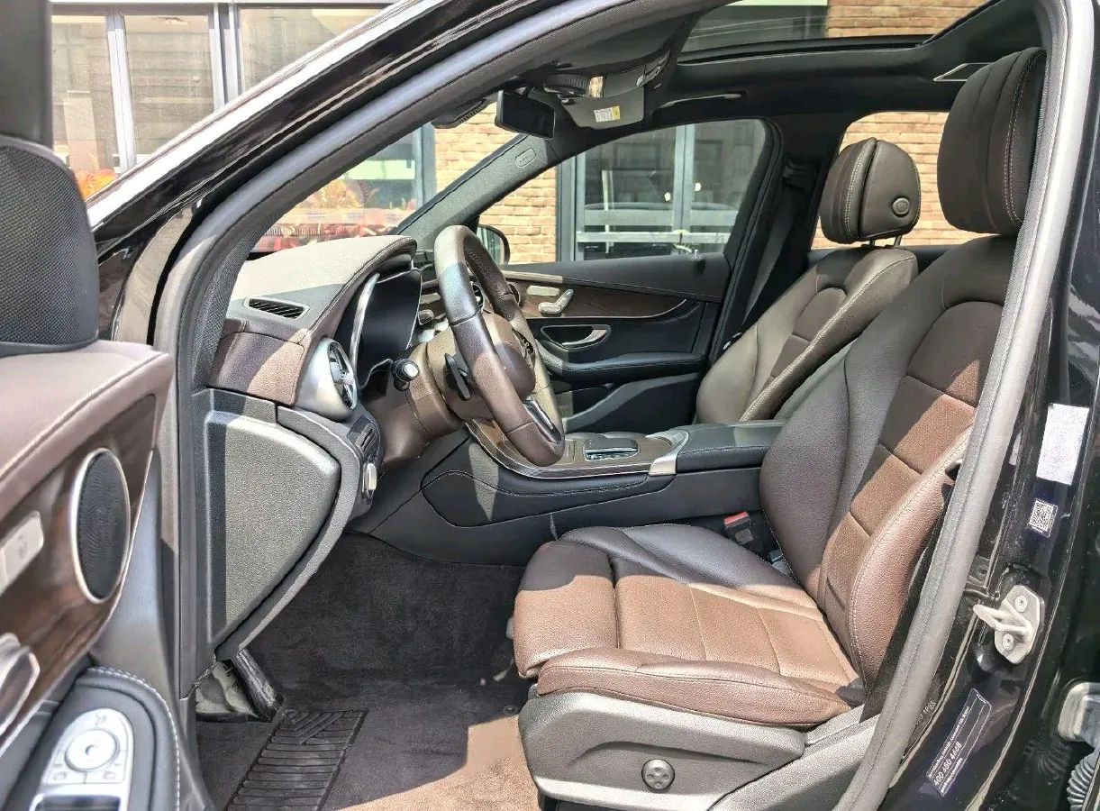 2020 Mercedes-Benz GLC Class 2.0T 197HP L4 9AT,autocango,china used car exporter,china ev exporter,chinese used car exporter,chinese used ev exporter