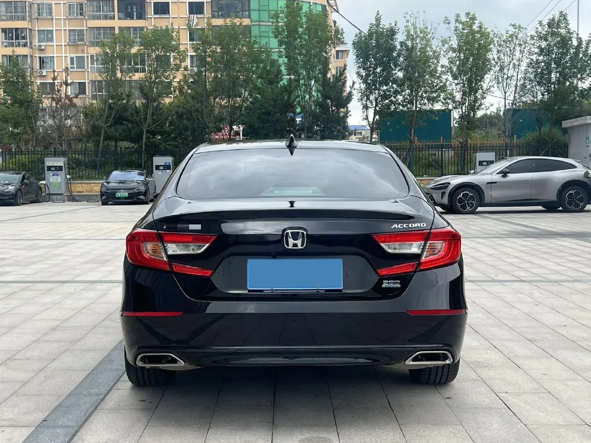 2022 Honda Accord 1.5T 194HP L4 CVT,autocango,china used car exporter,china ev exporter,chinese used car exporter,chinese used ev exporter