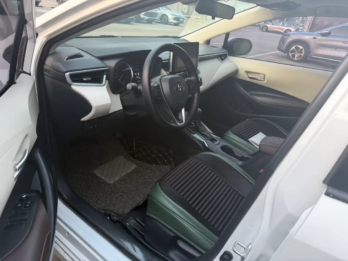 2019 Toyota Corolla 1.2T 116HP L4 CVT,autocango,china used car exporter,china ev exporter,chinese used car exporter,chinese used ev exporter