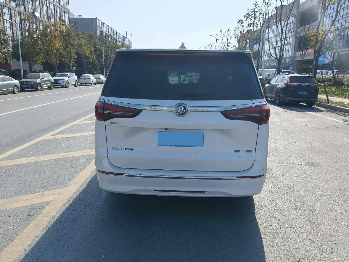 2020 Buick GL8 2.0T 237HP L4 9AT,autocango,china used car exporter,china ev exporter,chinese used car exporter,chinese used ev exporter