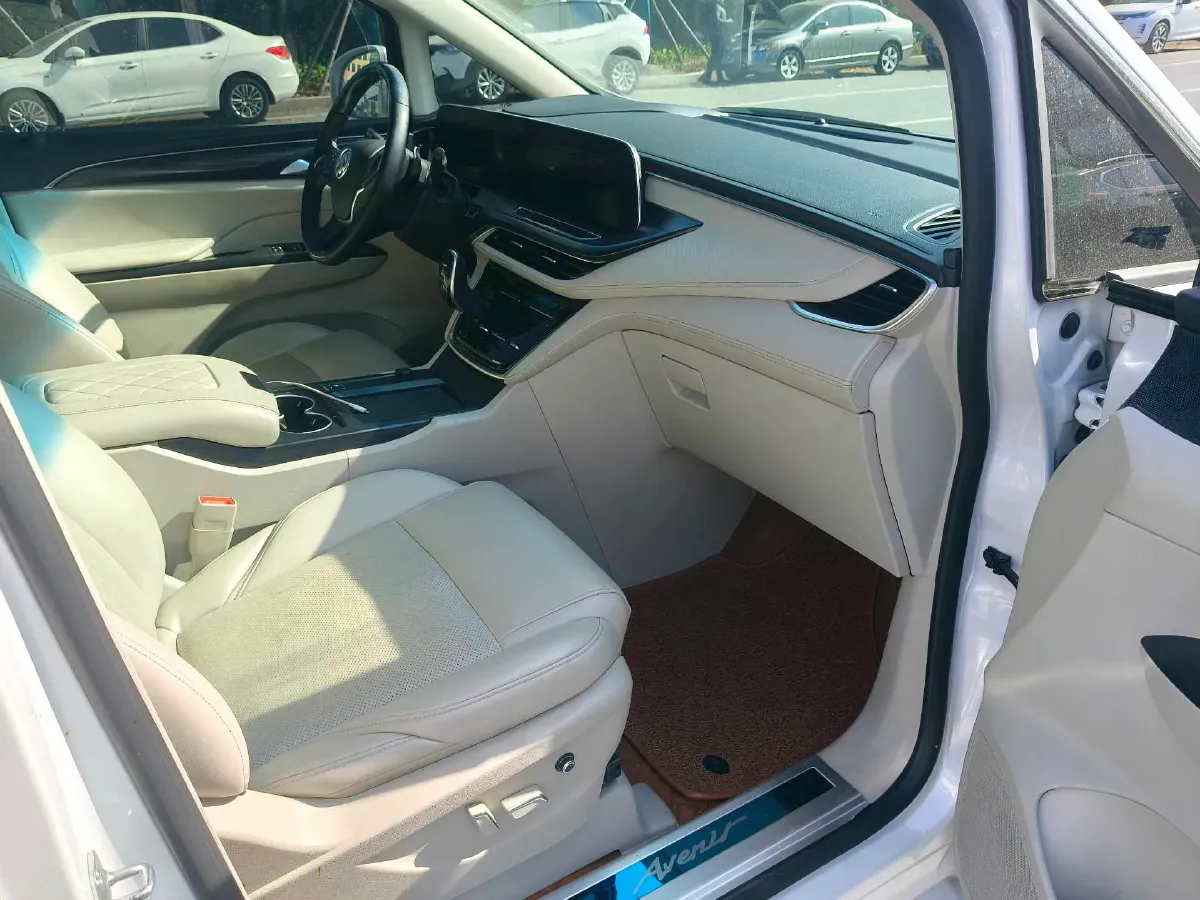 2020 Buick GL8 2.0T 237HP L4 9AT,autocango,china used car exporter,china ev exporter,chinese used car exporter,chinese used ev exporter