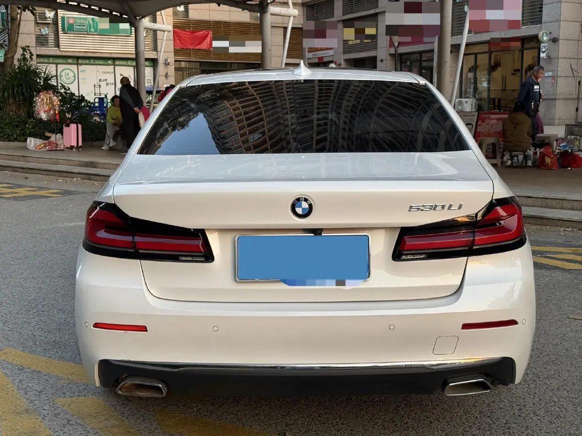 2021 BMW 5 Series 2.0T 252HP L4 8AT,autocango,china used car exporter,china ev exporter,chinese used car exporter,chinese used ev exporter