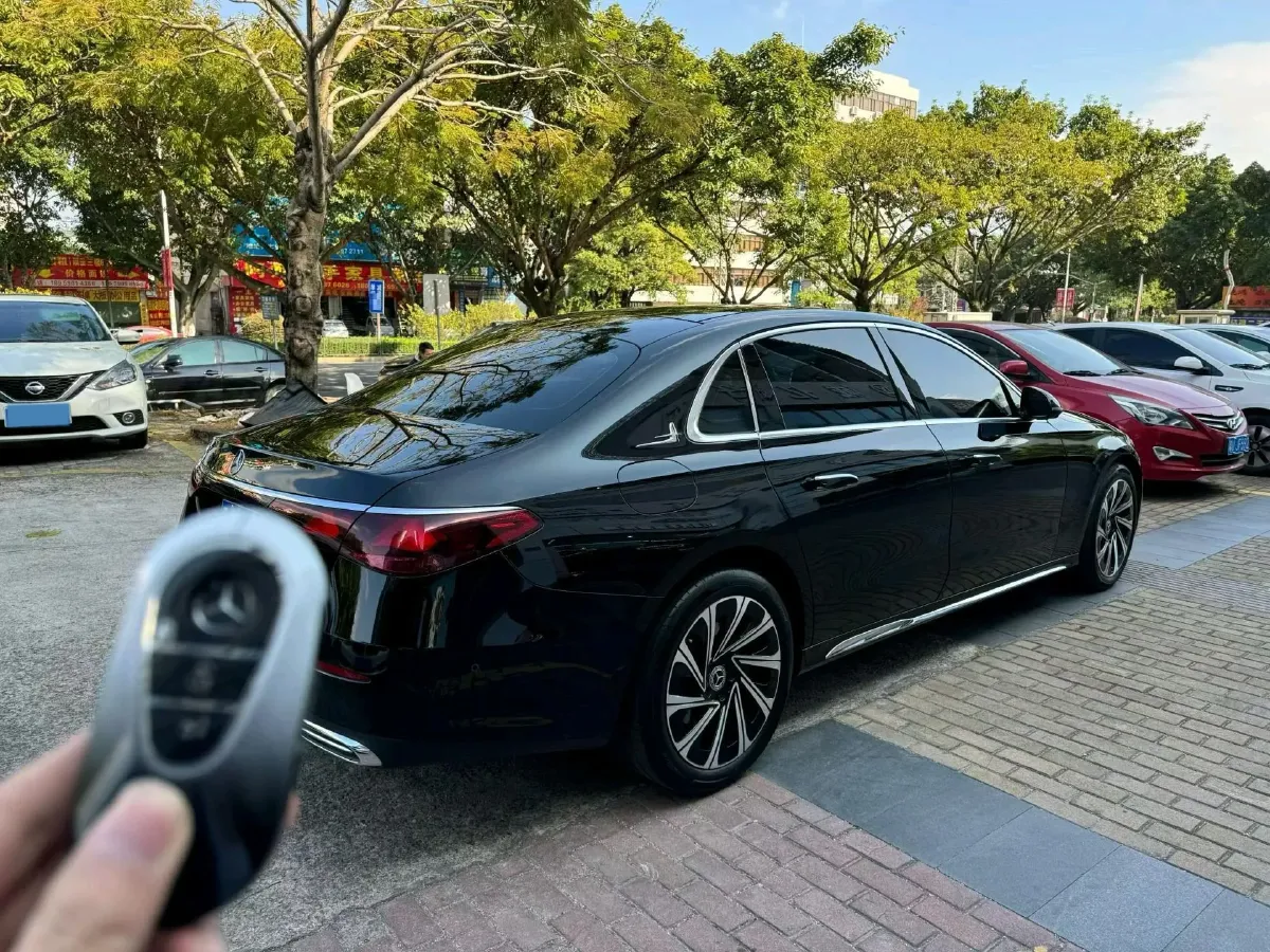2024 Mercedes-Benz E Class 2.0T 258HP L4 9AT,autocango,china used car exporter,china ev exporter,chinese used car exporter,chinese used ev exporter