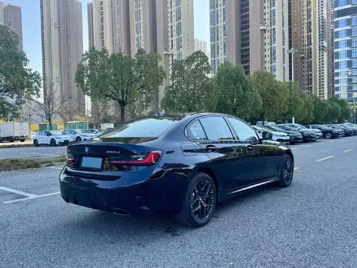 2025 BMW 3 Series 2.0T 245HP L4 8AT,autocango,china used car exporter,china ev exporter,chinese used car exporter,chinese used ev exporter