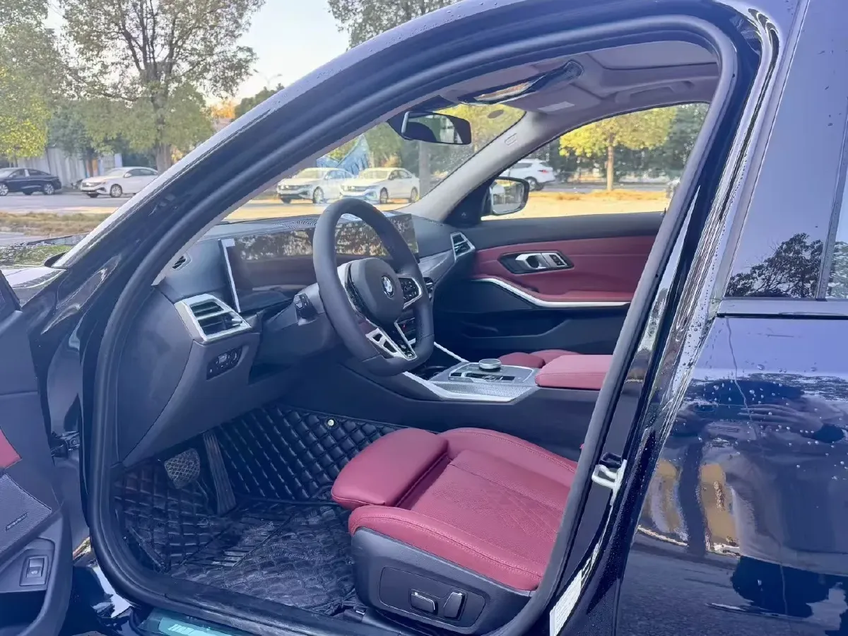 2025 BMW 3 Series 2.0T 245HP L4 8AT,autocango,china used car exporter,china ev exporter,chinese used car exporter,chinese used ev exporter