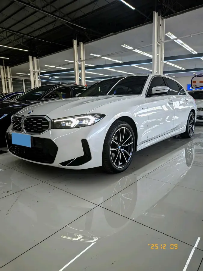 2023 BMW 3 Series 2.0T 184HP L4 8AT