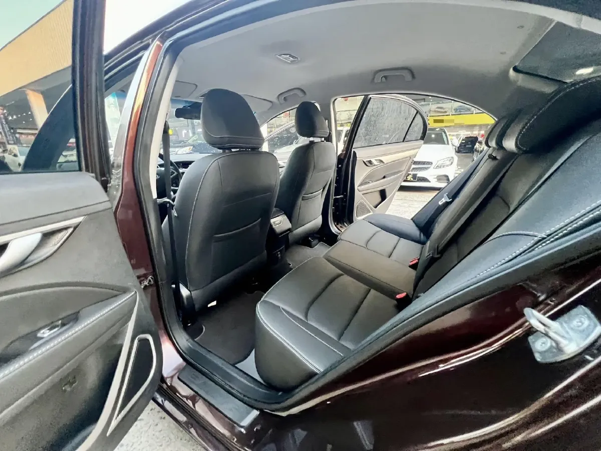 2019 Geely Emgrand 1.5L 109HP L4 CVT,autocango,china used car exporter,china ev exporter,chinese used car exporter,chinese used ev exporter