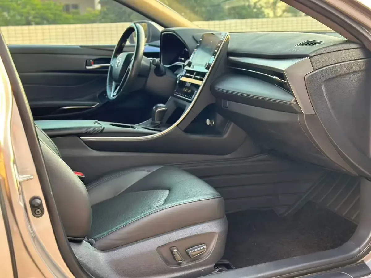 2019 Toyota Avalon 2.5L 178HP L4 E-CVT Hybrid,autocango,china used car exporter,china ev exporter,chinese used car exporter,chinese used ev exporter