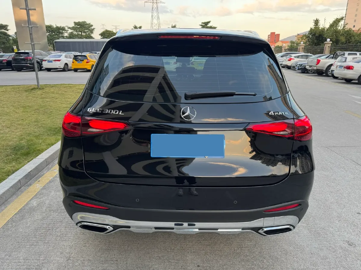 2023 Mercedes-Benz GLC Class 2.0T 258HP L4 9AT,autocango,china used car exporter,china ev exporter,chinese used car exporter,chinese used ev exporter