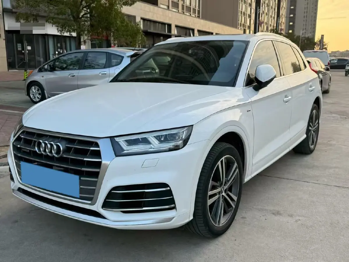 2020 Audi Q5L 2.0T 190HP L4 7DCT