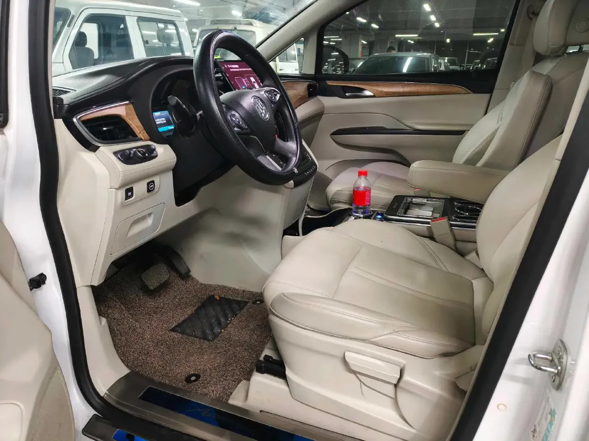 2018 Buick GL8 2.0T 260HP L4 6AT,autocango,china used car exporter,china ev exporter,chinese used car exporter,chinese used ev exporter
