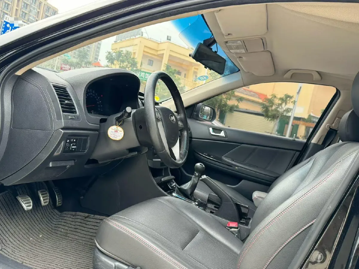 2013 BYD G6 2.0L 140HP L4 5MT,autocango,china used car exporter,china ev exporter,chinese used car exporter,chinese used ev exporter