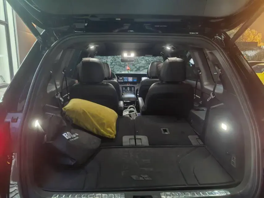 2021 Li ONE Range Extended 131HP REEV 40.5KWH,autocango,china used car exporter,china ev exporter,chinese used car exporter,chinese used ev exporter