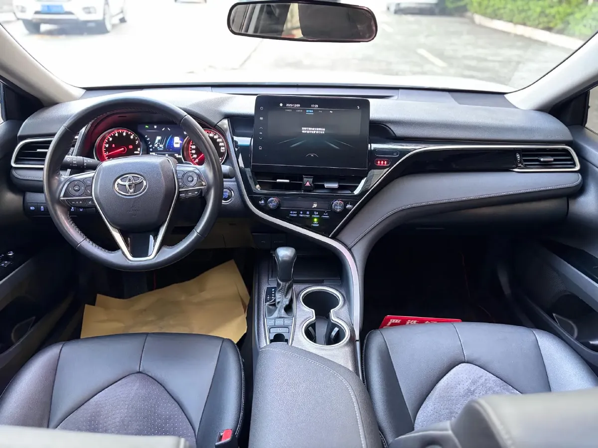 2021 Toyota Camry 2.0L 178HP L4 CVT,autocango,china used car exporter,china ev exporter,chinese used car exporter,chinese used ev exporter