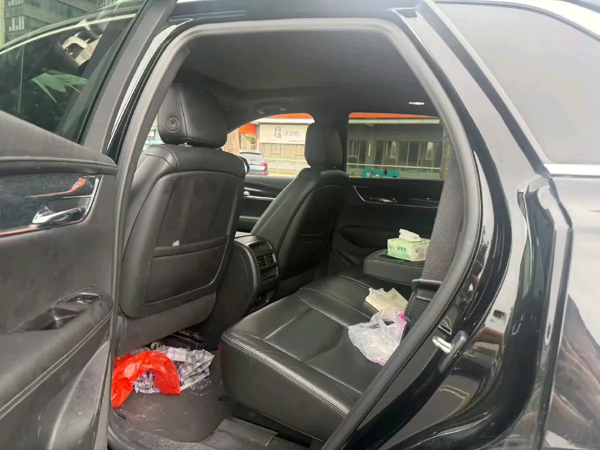 2020 Cadillac XT5 2.0T 237HP L4 9AT,autocango,china used car exporter,china ev exporter,chinese used car exporter,chinese used ev exporter