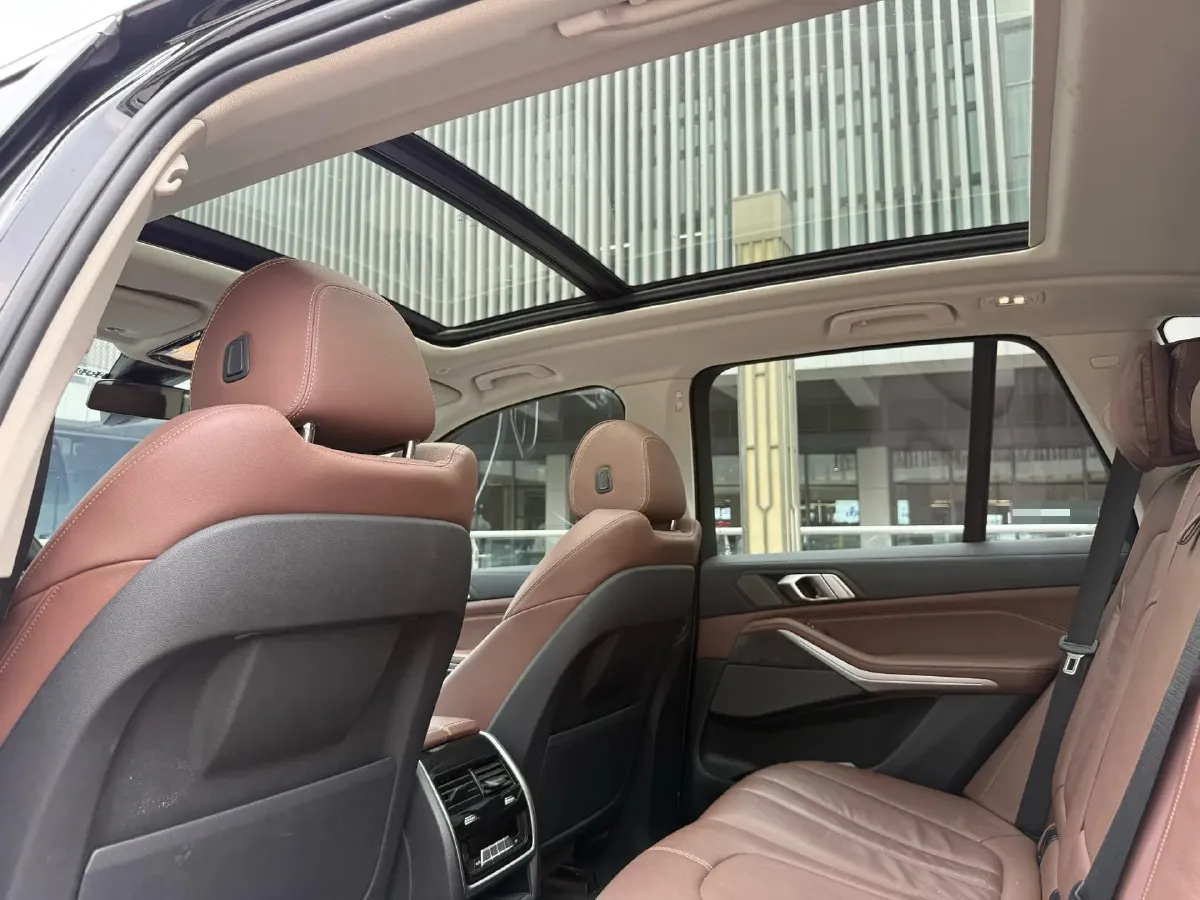 2020 BMW X5 3.0T 340HP L6 8AT,autocango,china used car exporter,china ev exporter,chinese used car exporter,chinese used ev exporter