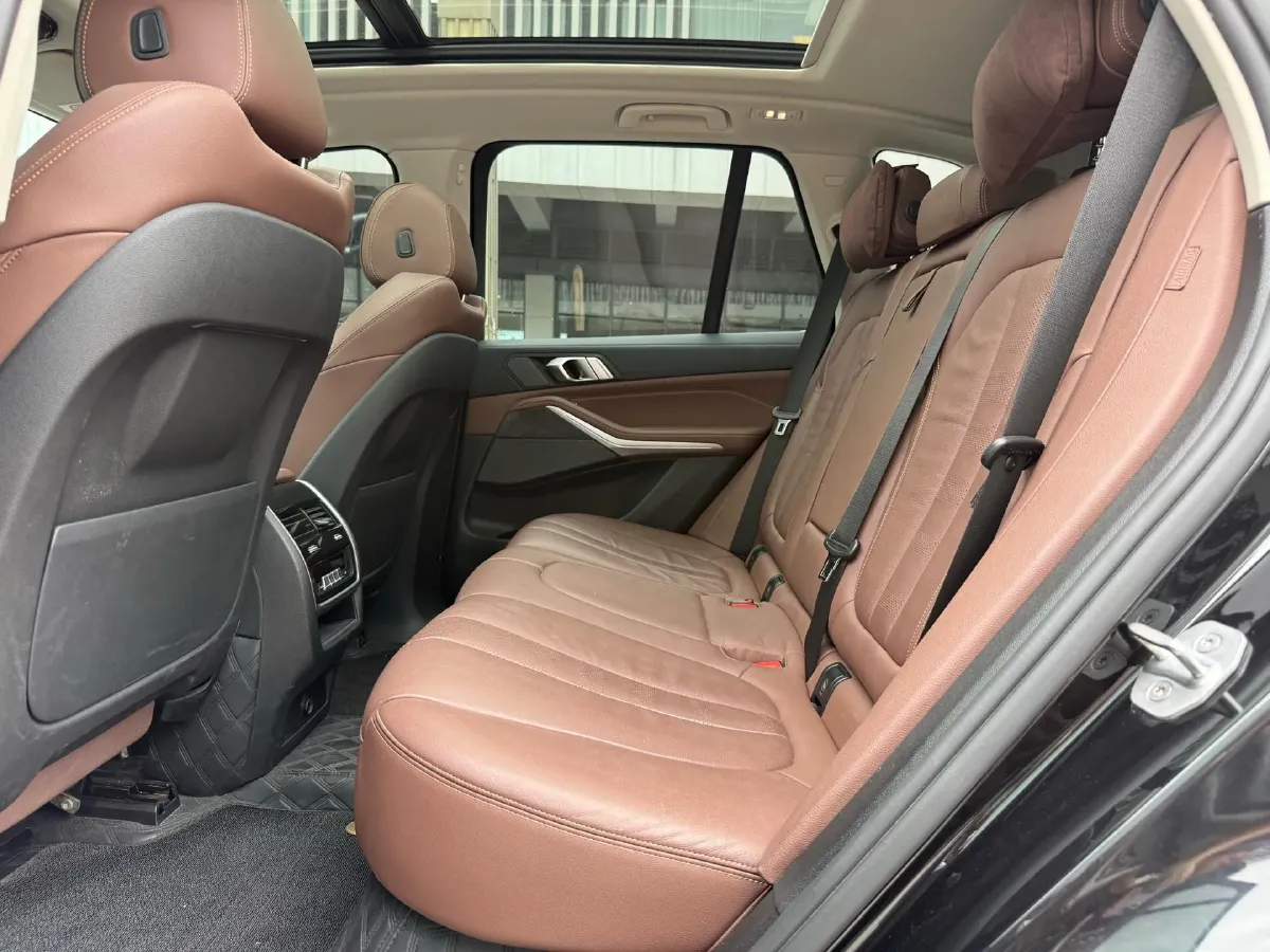 2020 BMW X5 3.0T 340HP L6 8AT,autocango,china used car exporter,china ev exporter,chinese used car exporter,chinese used ev exporter