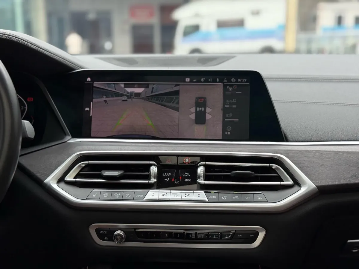 2020 BMW X5 3.0T 340HP L6 8AT,autocango,china used car exporter,china ev exporter,chinese used car exporter,chinese used ev exporter