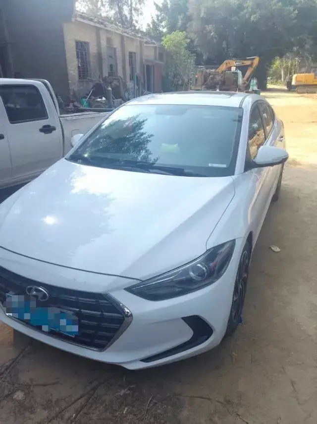 2020 Hyundai Elantra 1.5L 115HP L4 CVT