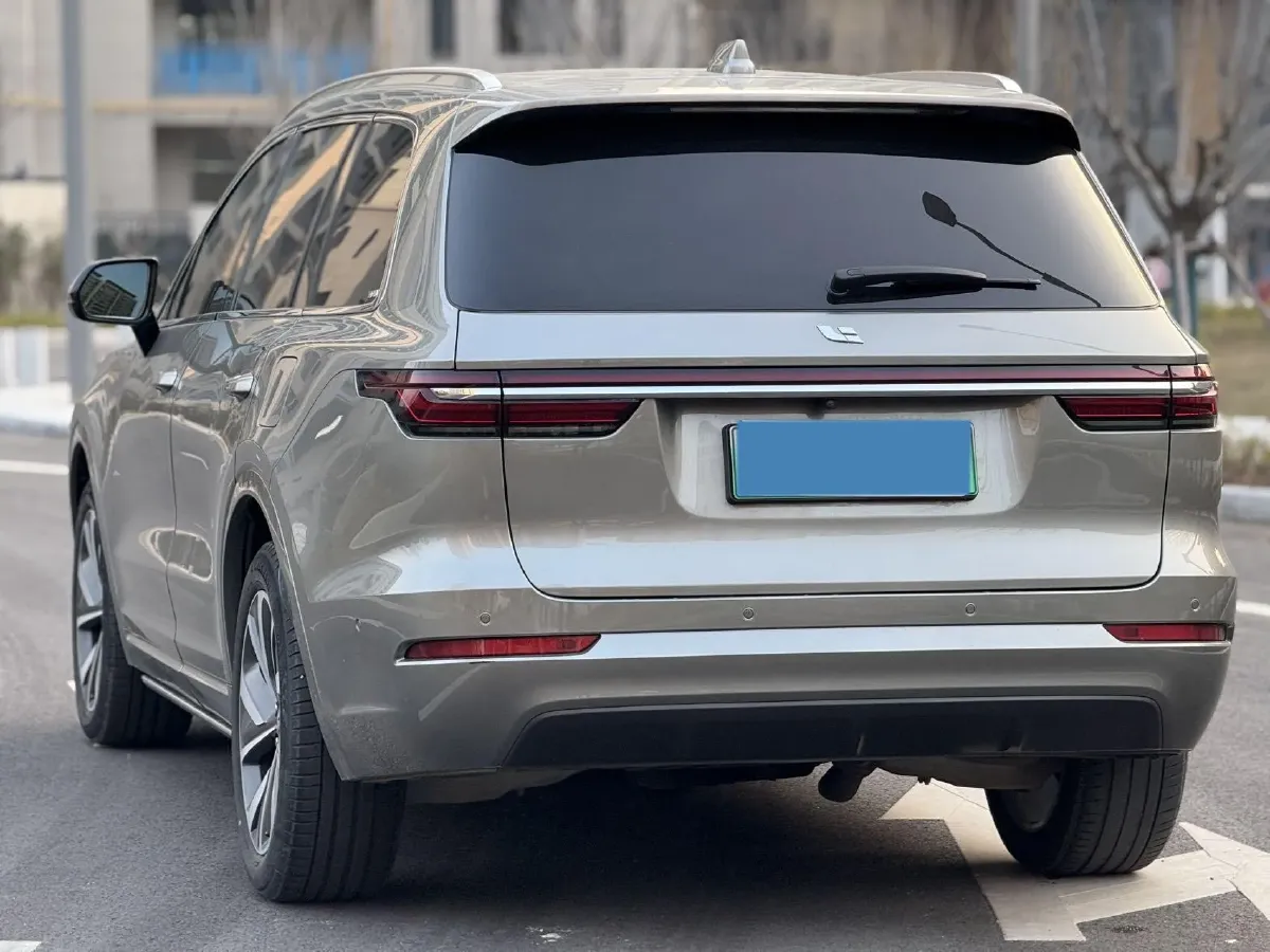 2021 Li ONE Range Extended 131HP REEV 40.5KWH,autocango,china used car exporter,china ev exporter,chinese used car exporter,chinese used ev exporter