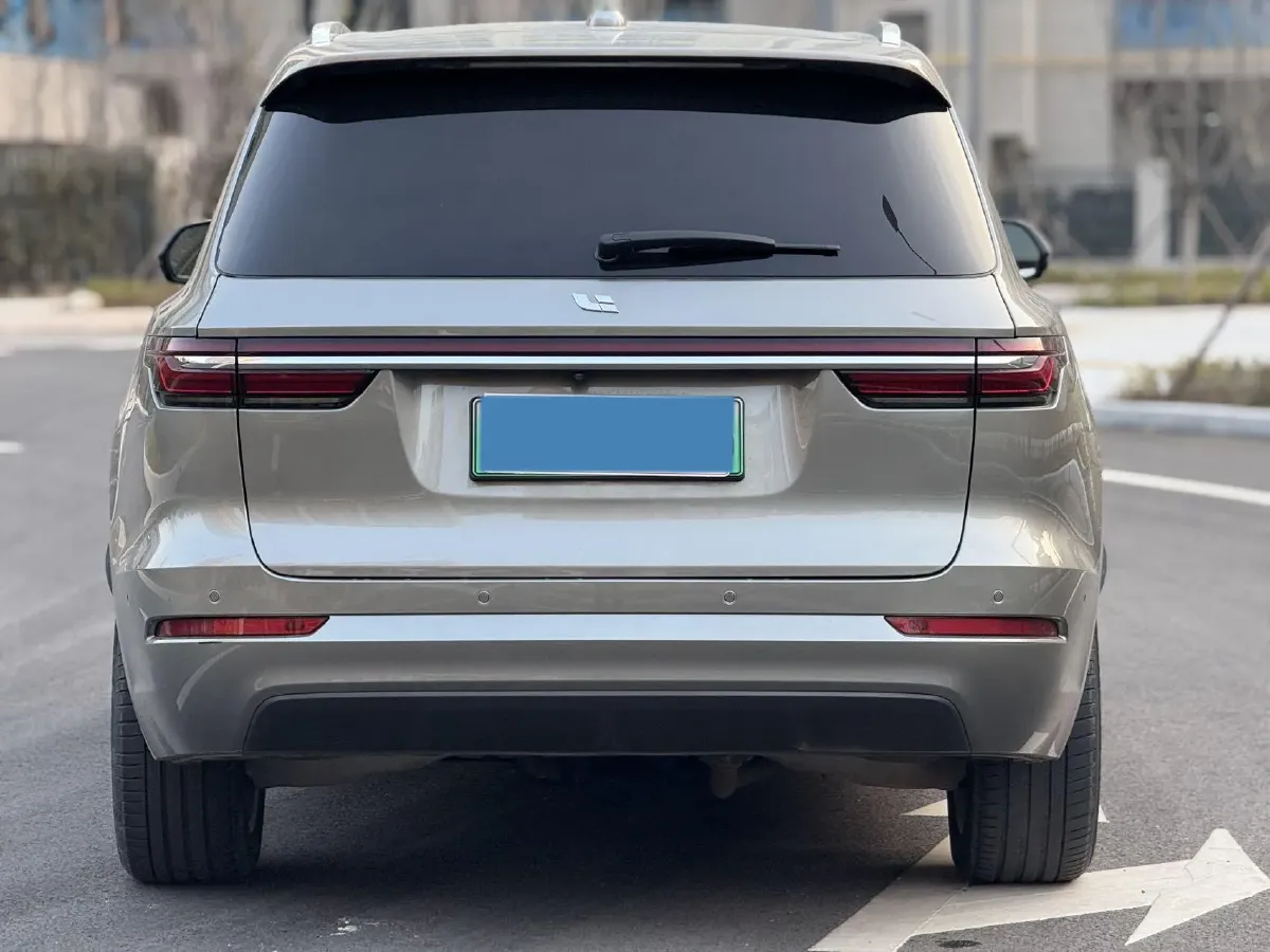 2021 Li ONE Range Extended 131HP REEV 40.5KWH,autocango,china used car exporter,china ev exporter,chinese used car exporter,chinese used ev exporter