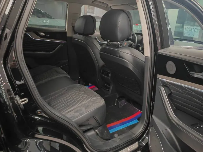 2022 HongQi HS5 2.0T 224HP L4 6AT,autocango,china used car exporter,china ev exporter,chinese used car exporter,chinese used ev exporter