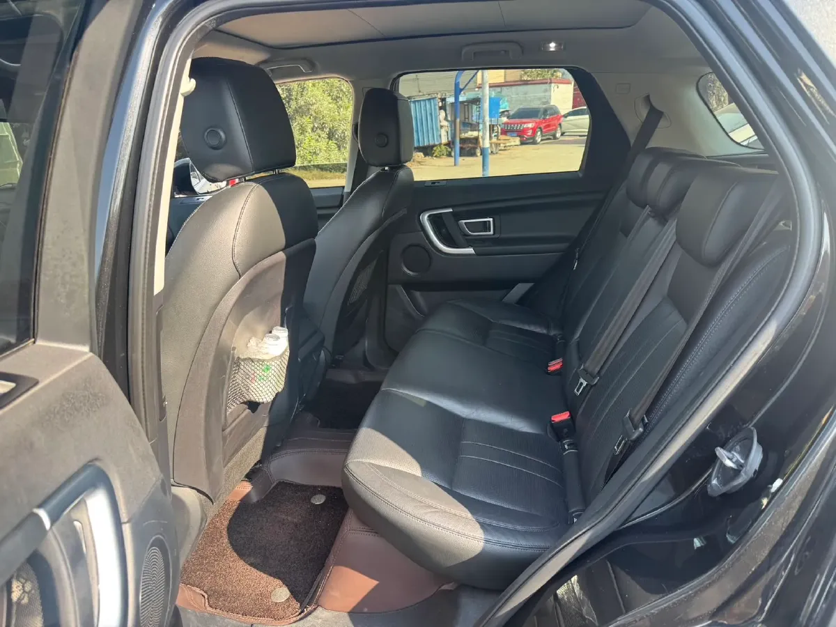 2019 Land Rover Discovery Sport 2.0T 241HP L4 9AT,autocango,china used car exporter,china ev exporter,chinese used car exporter,chinese used ev exporter