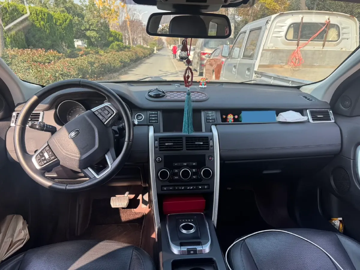 2019 Land Rover Discovery Sport 2.0T 241HP L4 9AT,autocango,china used car exporter,china ev exporter,chinese used car exporter,chinese used ev exporter