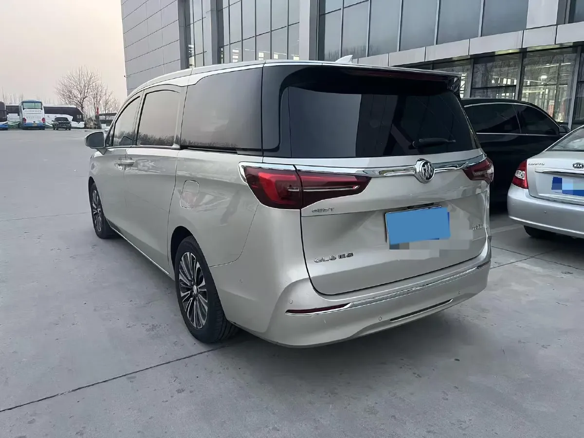 2020 Buick GL8 2.0T 237HP L4 9AT,autocango,china used car exporter,china ev exporter,chinese used car exporter,chinese used ev exporter