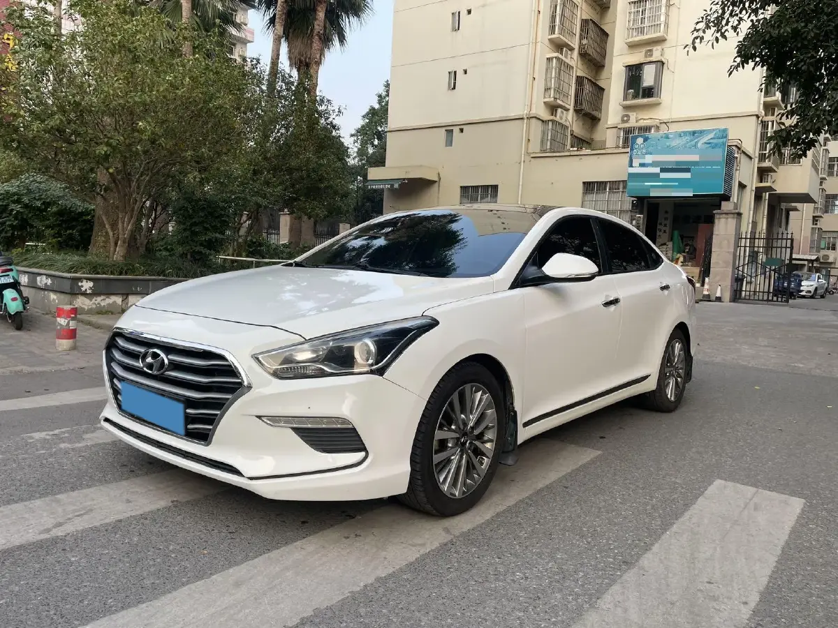 2017 Hyundai Mistra 1.8L 143HP L4 6AT