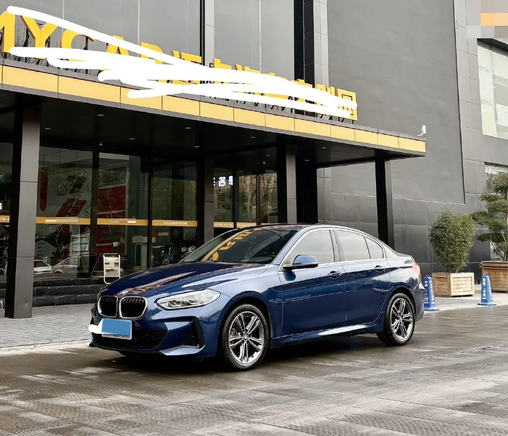 2022 BMW 1 Series 1.5T 140HP L3 7DCT,autocango,china used car exporter,china ev exporter,chinese used car exporter,chinese used ev exporter