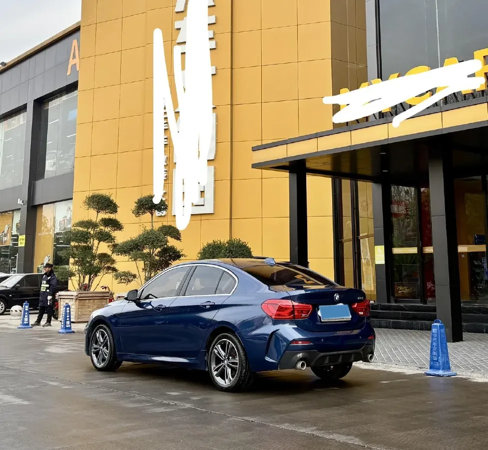 2022 BMW 1 Series 1.5T 140HP L3 7DCT,autocango,china used car exporter,china ev exporter,chinese used car exporter,chinese used ev exporter