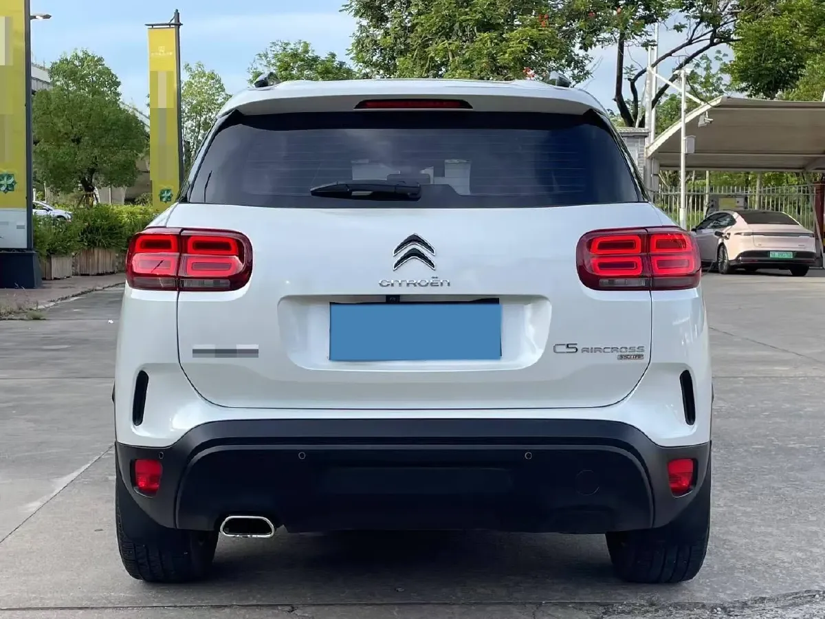 2017 Citroen C5 Aircross 1.6T 167HP L4 6AT,autocango,china used car exporter,china ev exporter,chinese used car exporter,chinese used ev exporter