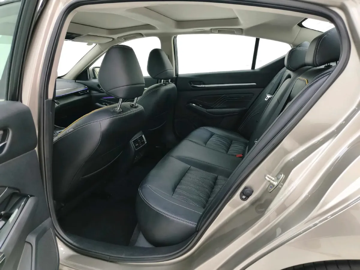 2022 Nissan Teana 2.0L 156HP L4 CVT,autocango,china used car exporter,china ev exporter,chinese used car exporter,chinese used ev exporter