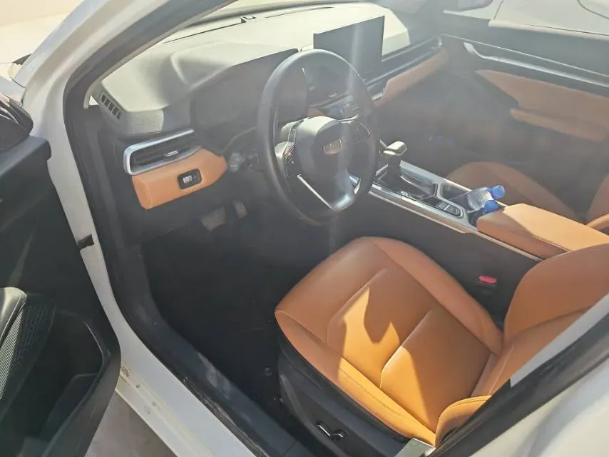 2025 Geely Emgrand 1.5L 127HP L4 CVT,autocango,china used car exporter,china ev exporter,chinese used car exporter,chinese used ev exporter