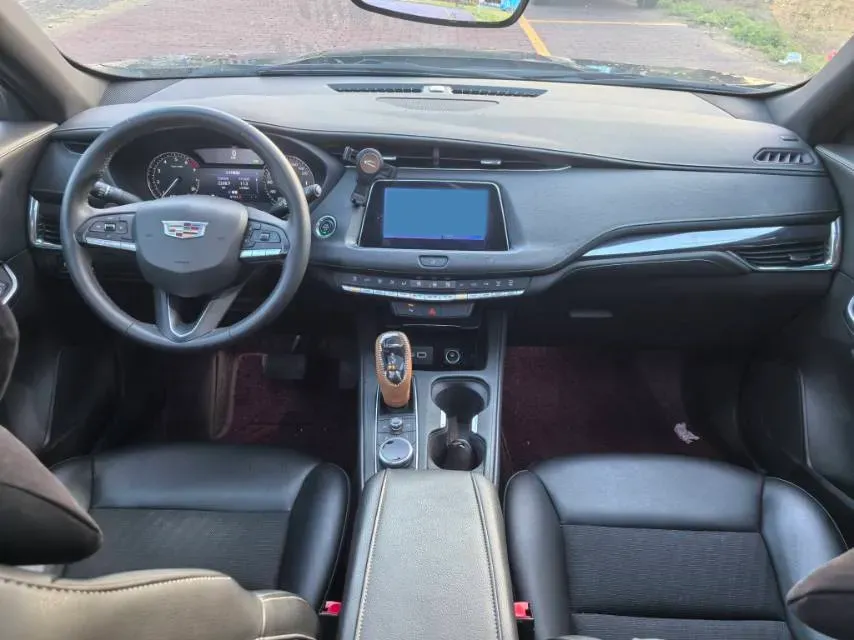 2021 Cadillac XT4 2.0T 237HP L4 9AT,autocango,china used car exporter,china ev exporter,chinese used car exporter,chinese used ev exporter