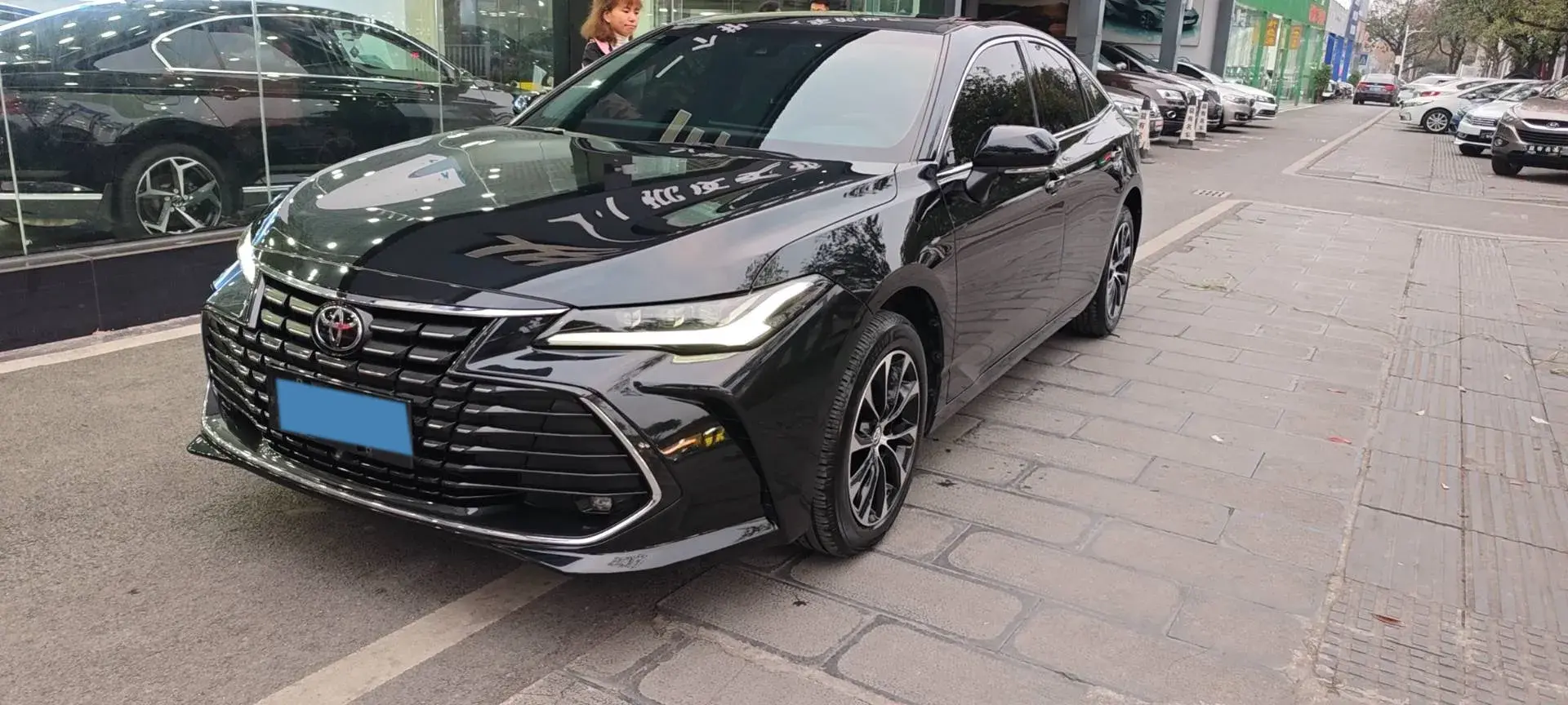 2022 Toyota Avalon 2.0L 178HP L4 CVT