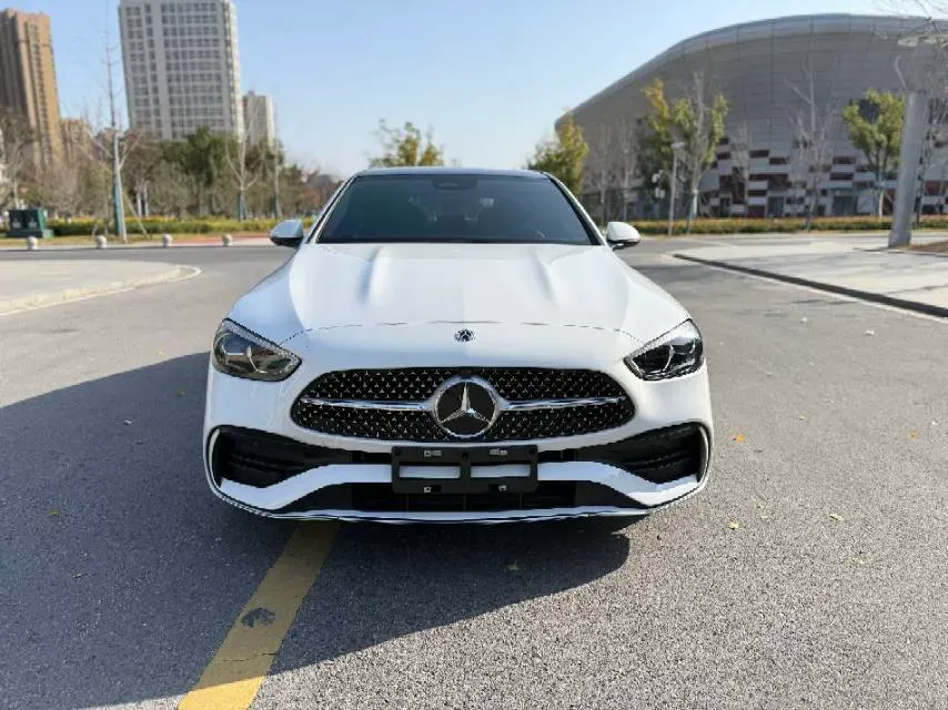 2024 Mercedes-Benz C Class 1.5T 204HP L4 9AT,autocango,china used car exporter,china ev exporter,chinese used car exporter,chinese used ev exporter